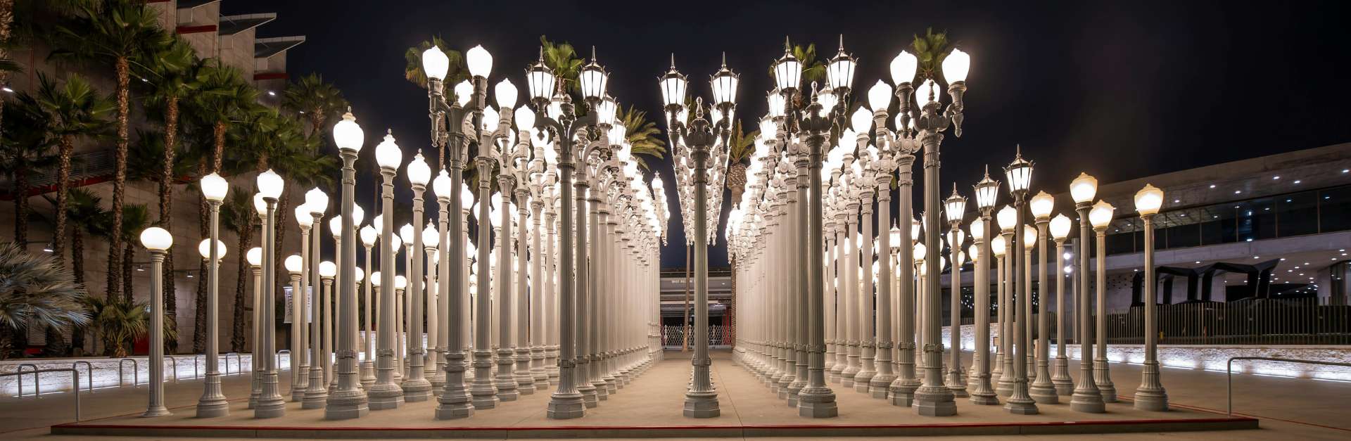 How to Choose the Best Leadership Speaker in Los Angeles