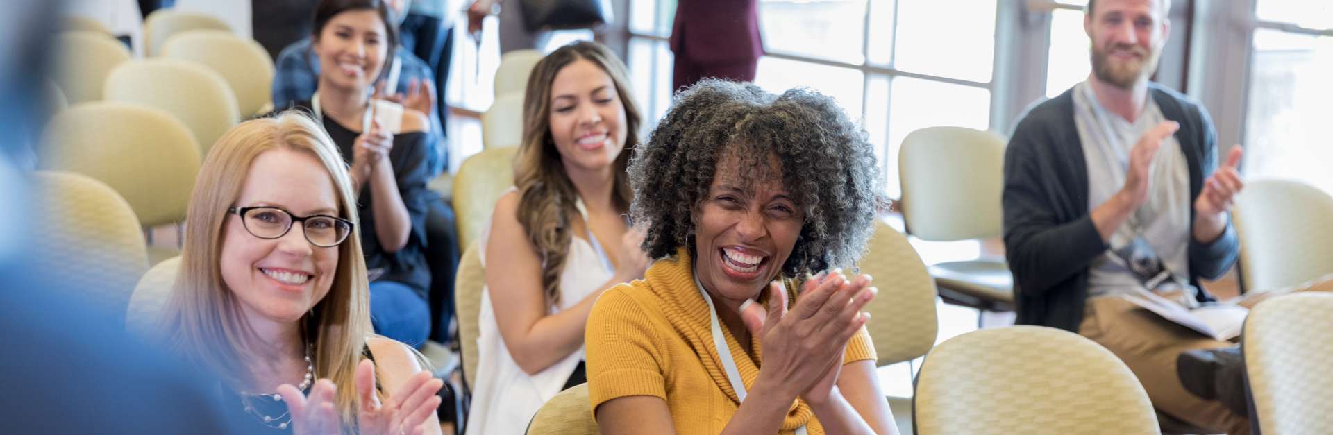 How to Choose the Best AI Keynote Speaker for Your Conference