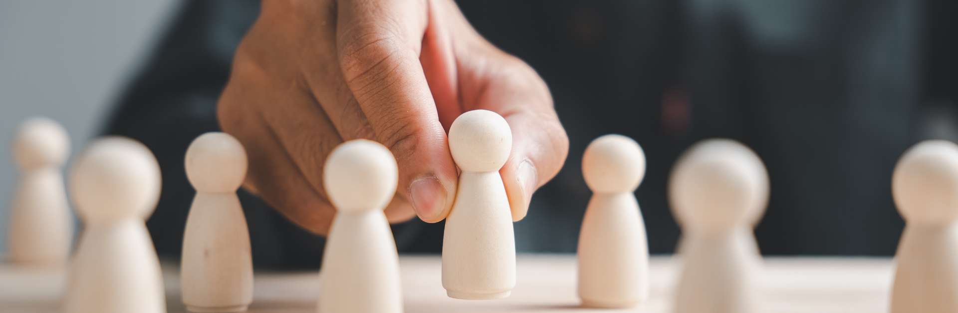 Leadership Speakers Like Brene Brown: 5 Alternatives for Your Next Event