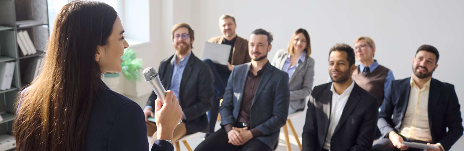 Leadership Speakers Like Patrick Lencioni: 5 Alternatives for Your Next Event