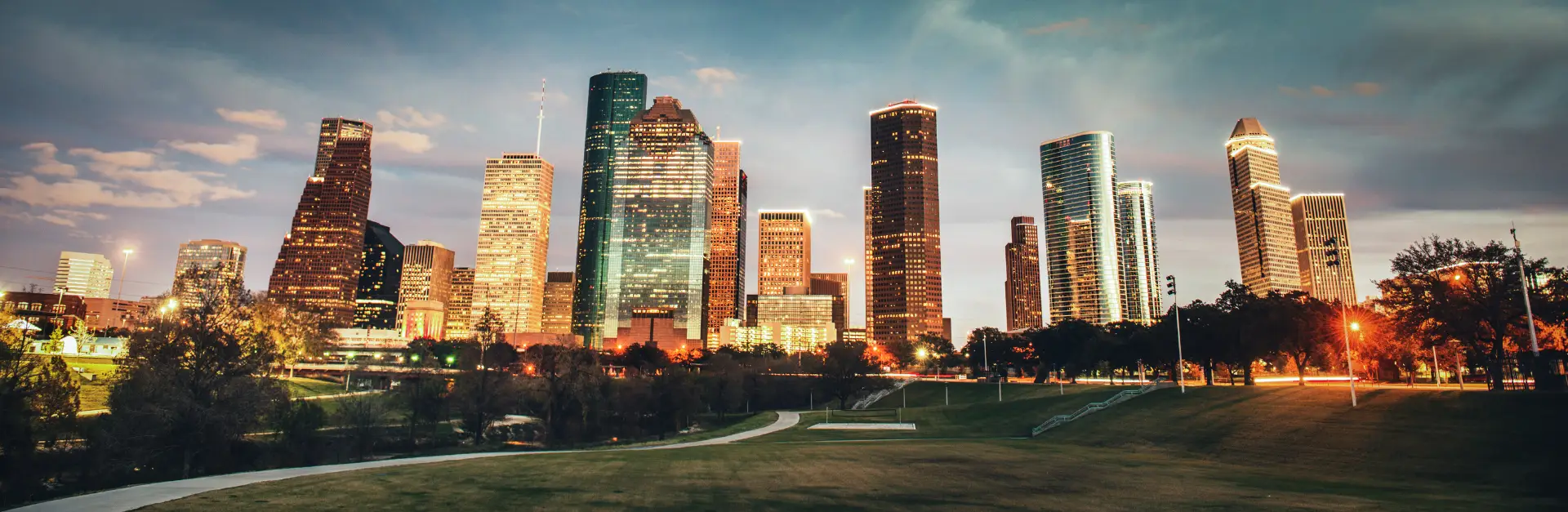 How to Choose the Best Leadership Speaker in Houston