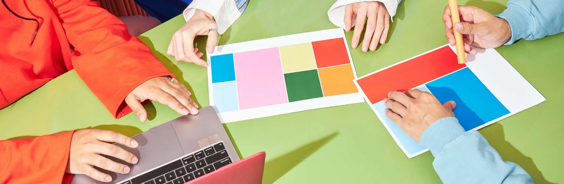 How to Choose a Keynote Speaker for a Tech Company All-Hands Meeting