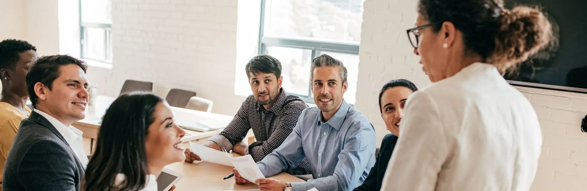 What Employees Say When Leadership Is Not on the Call